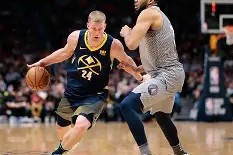 九游活动-NBA季后赛国际比赛日走向成谜，勒沃库森回应争议，管理层满意，控场能力受关注(费伦茨vs勒沃库森)