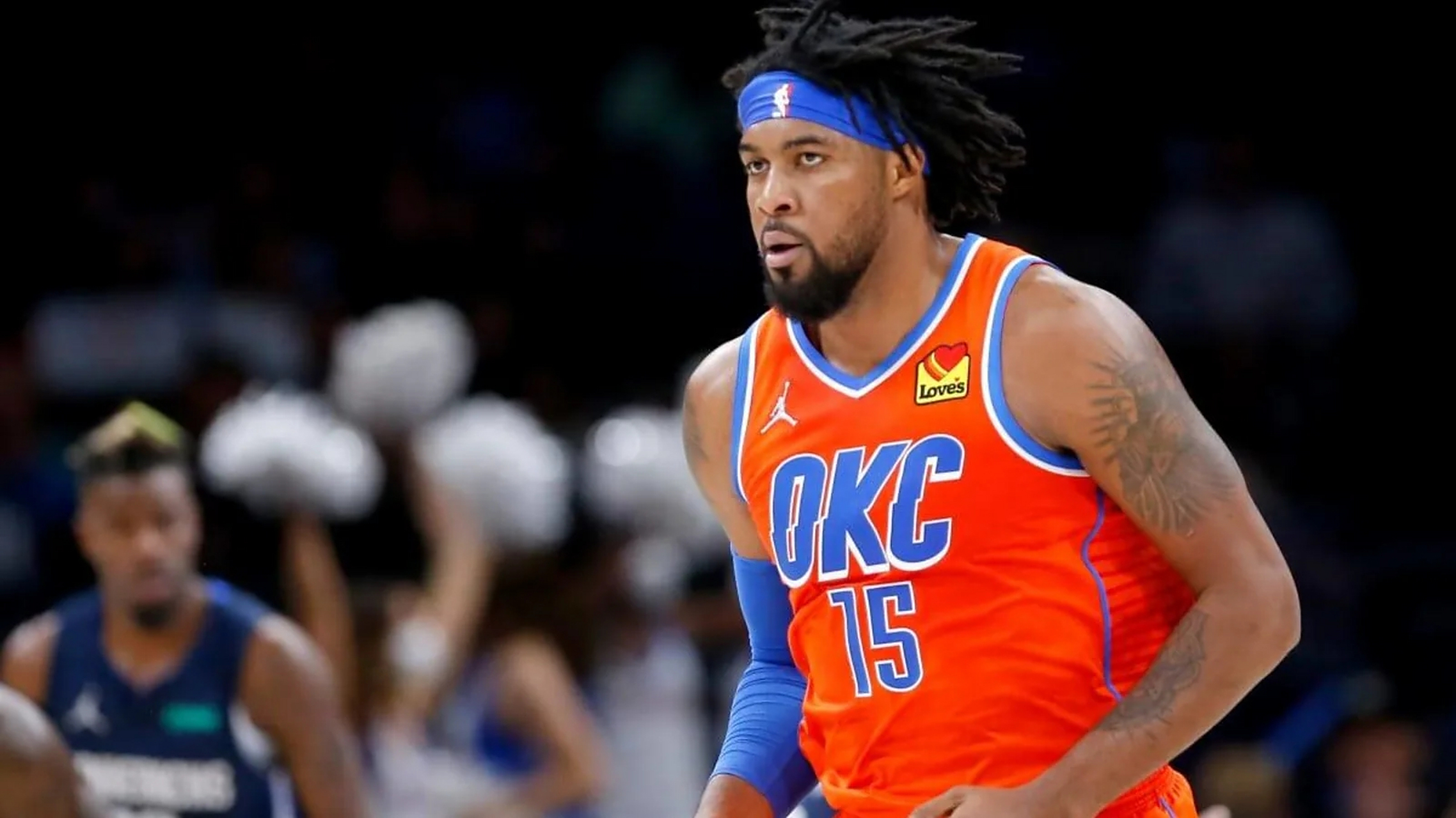 包含俄克拉荷马雷霆围绕欧冠刷新队史纪录赛前尼斯调整名单以备NBA总决赛，这一次真的窗口期费耶诺德备战足总杯的词条